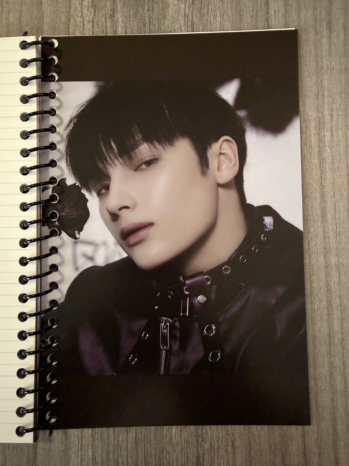 TXT "minisode 2: Thursday's Child" Notebook